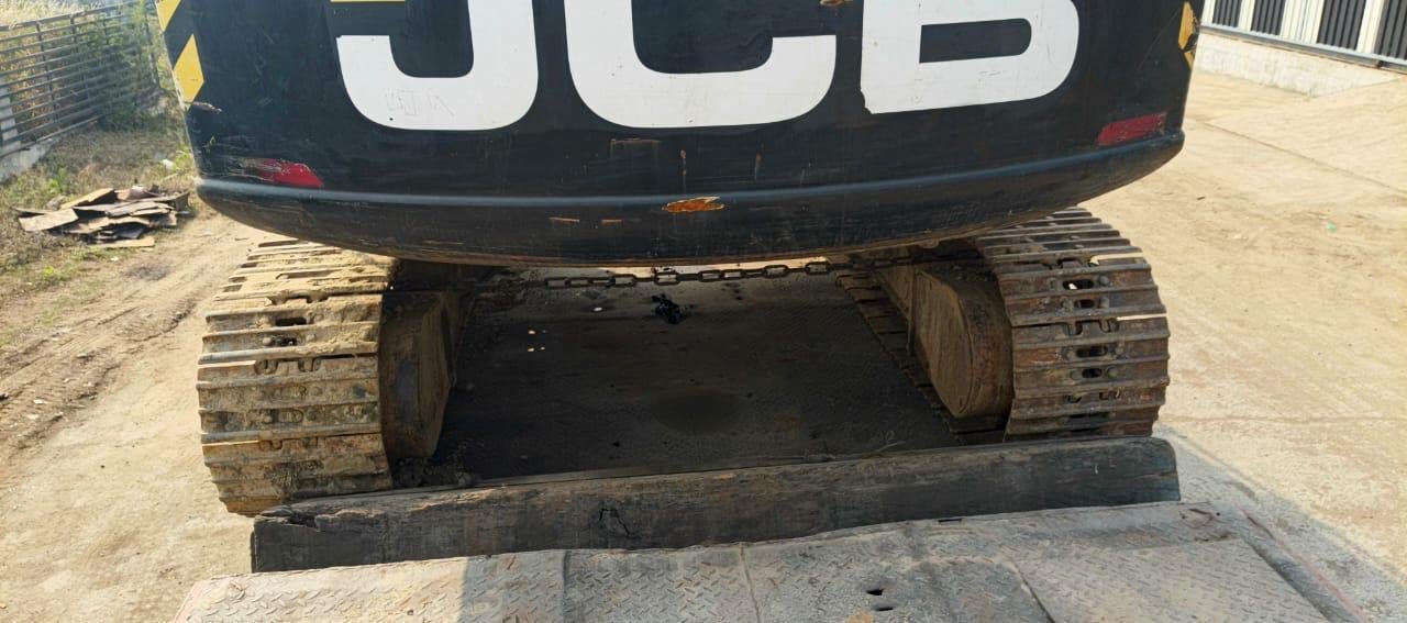 Standard Excavator 8T